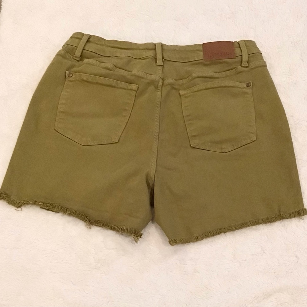 Judy Blue 2XL Green Denim Women’s Shorts JB150287 Stretchy Cutoffs - Picture 5 of 10